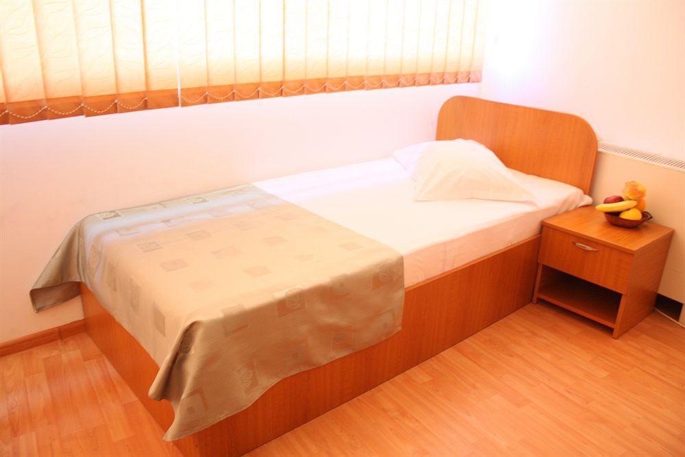 Hotel Sir Lujerului Βουκουρέστι Εξωτερικό φωτογραφία