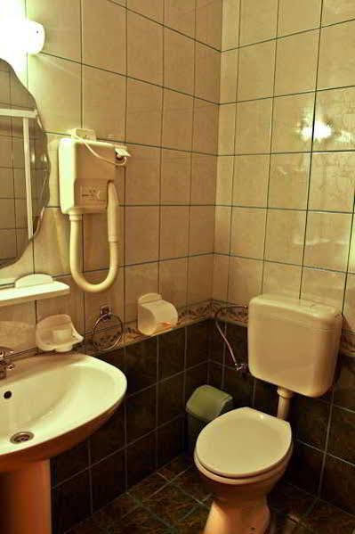 Hotel Sir Lujerului Βουκουρέστι Εξωτερικό φωτογραφία